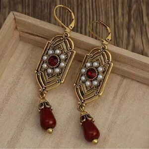 Marquis Ethnic Bordo Vintage Bronze Brushed Earrings